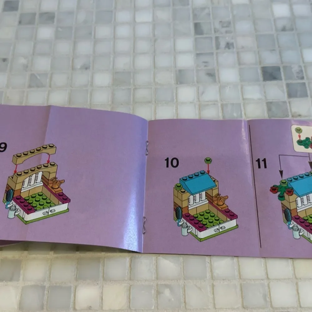 Lego Friends Horse Themed Instruction Manuals Lot